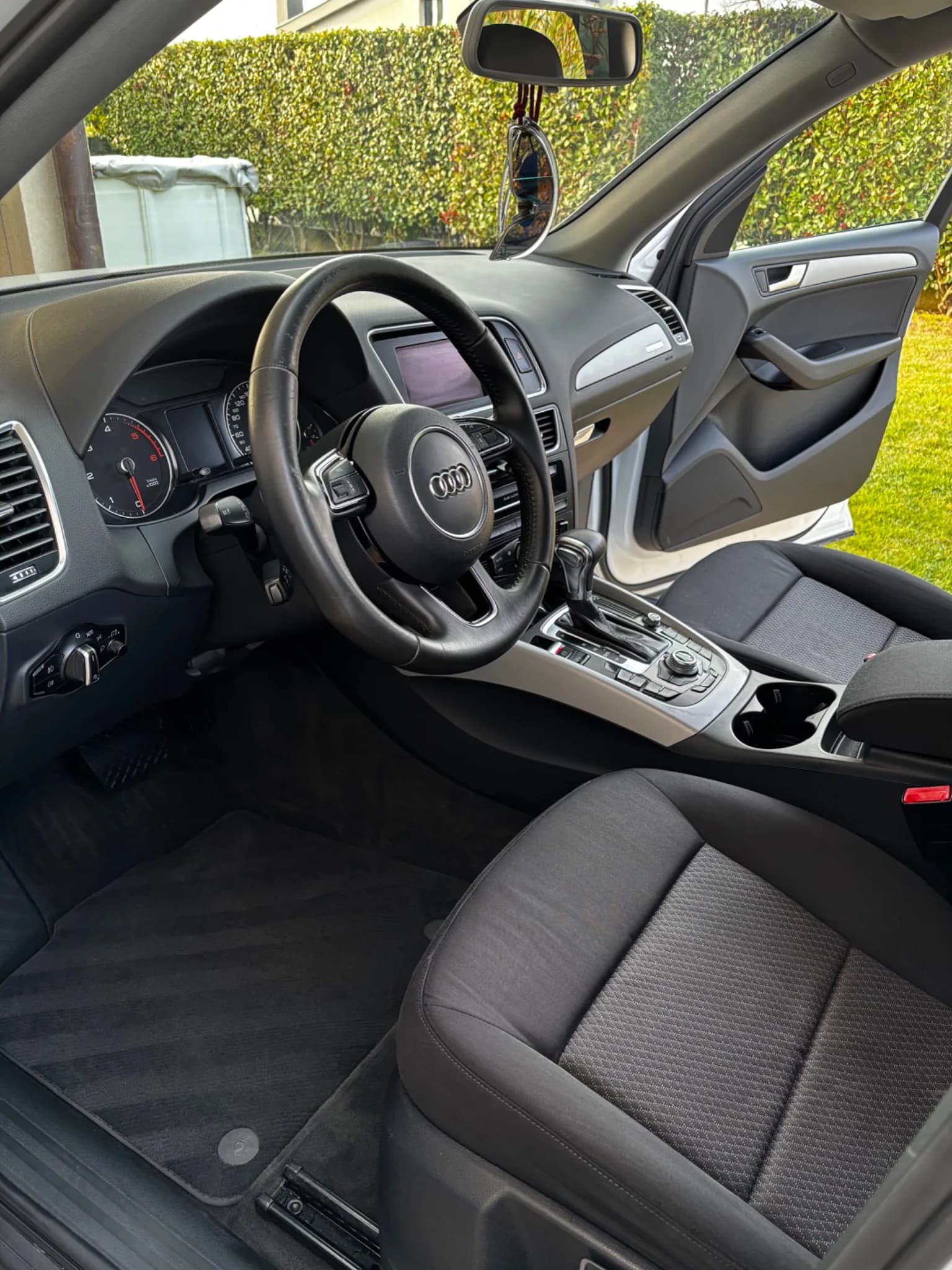 Rigenerazione interni Audi — Dopo